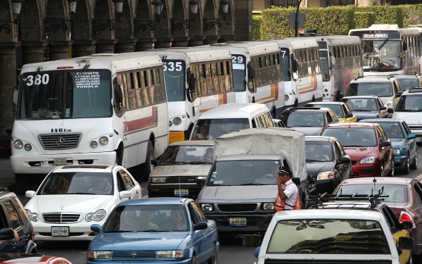 Hacemos un llamado a las autoridades de Guadalajara a invertir más en transporte público y movilidad no motorizada