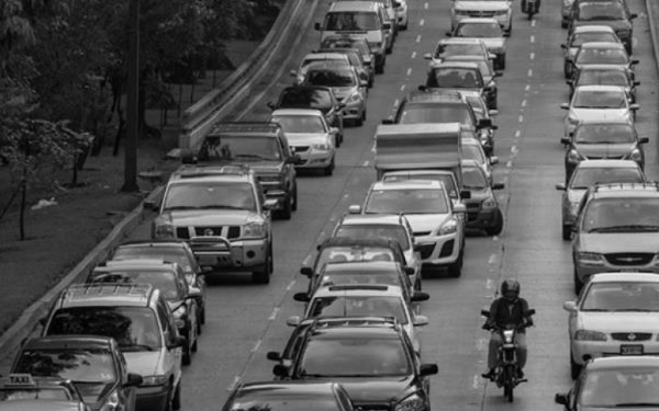 Urge tomar medidas para evitar colapso vial en la zona metropolitana del Valle de México