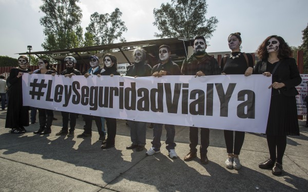 “Muertos del futuro” demandan Ley de Seguridad Vial en México
