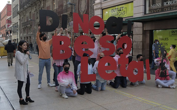 En Día Mundial de la Diabetes decimos NO al ‘beso letal’ de las bebidas azucaradas con ‘flashmob’ en pleno centro de la Ciudad de México